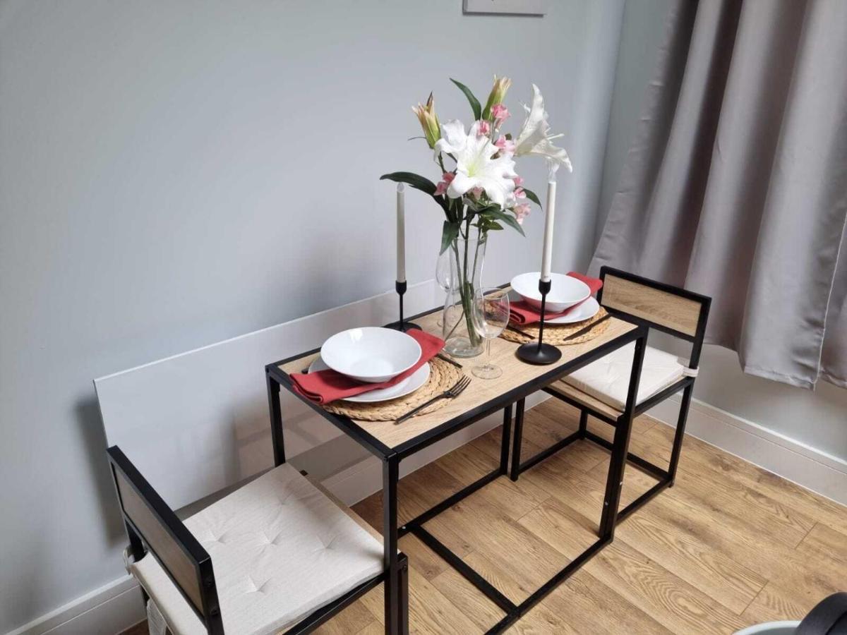 Serene Getaway Apartments Μέιντστοουν Εξωτερικό φωτογραφία