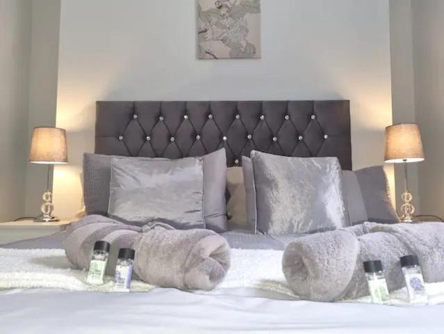 Serene Getaway Apartments Μέιντστοουν Εξωτερικό φωτογραφία