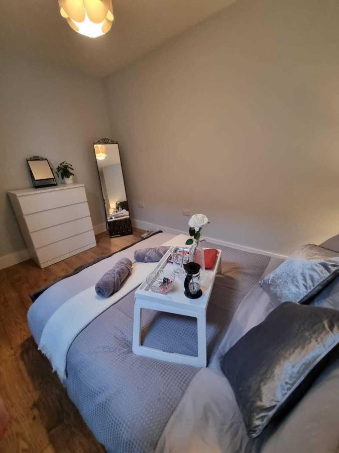 Serene Getaway Apartments Μέιντστοουν Εξωτερικό φωτογραφία